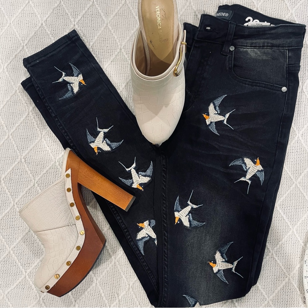 Serenede Black Freedom Swallow Embroidered Jeans